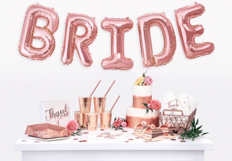 Eine Brautparty in Rosegold ist elegant und modern