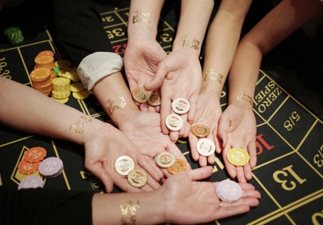 In unserem Zweitshop findest du auch coole Deko fürs Home Casino (c) Eileena Ley