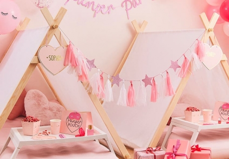 Ob für den JGA mit Pyjamaparty oder die Brautparty mit Spa-Gefühl - diese Deko schafft Kuschelstimmung 