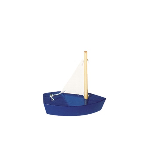Mini-Segelboot aus Holz mit weißem Segel