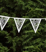 Wimpelgirlande mit Blumen - perlmuttweiß - 3 m Wimpelgirlande mit Blumen - perlmuttweiß - 3 m